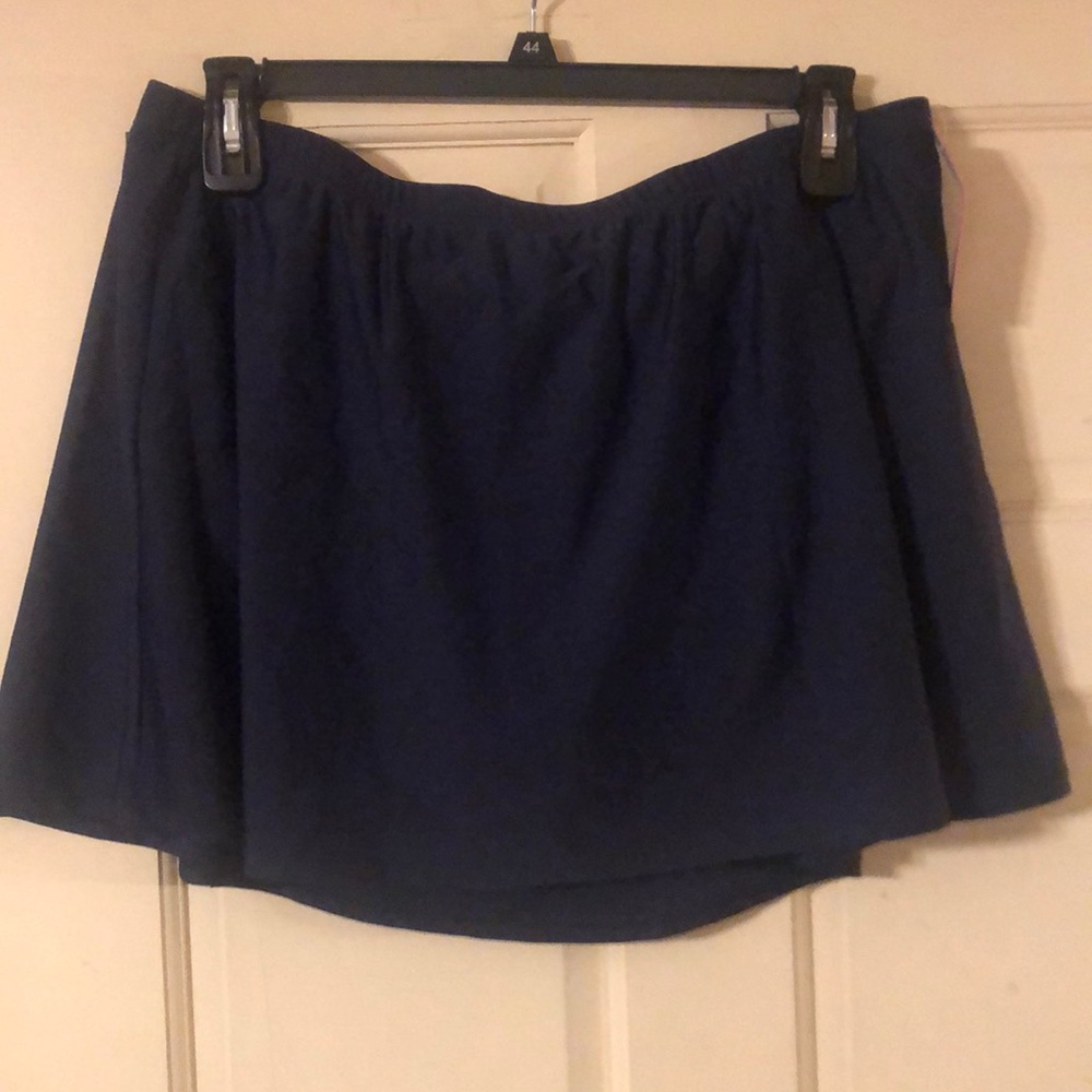 Women’s swimsuit bottom
